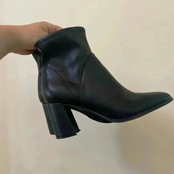 MARC FISHER DYVINE WOMENS BLACK BLOCK HEEL ANKLE BOOTIE SIZE 9 - Picture 7 of 7